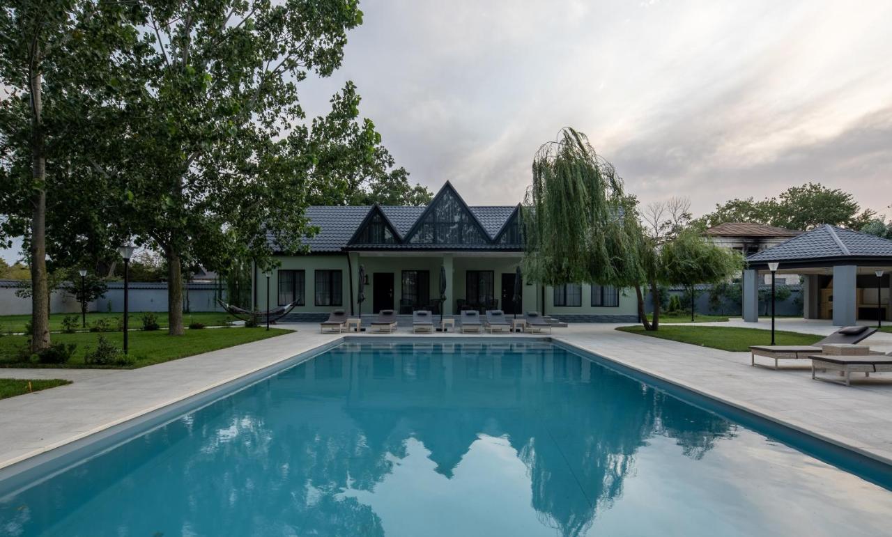 Lazy Seal Holiday Cottages Nabran Muqtedir Exterior photo